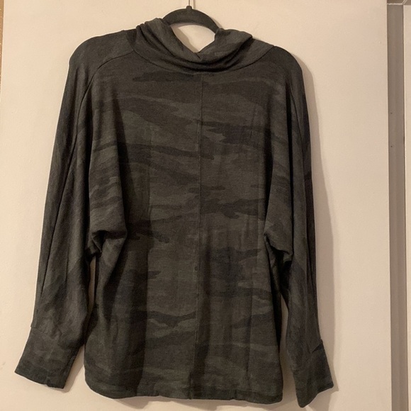 Splendid Supersoft Camo Cowl Pullover - Picture 6 of 8